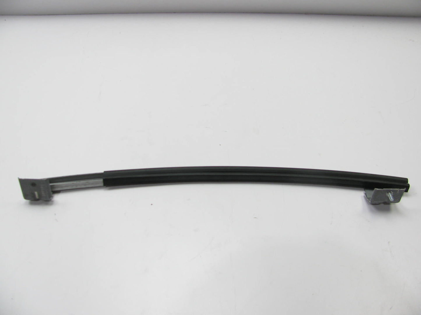 NEW 55362086AE FRONT RIGHT Door Window Glass Run Channel OEM For 09 Durango