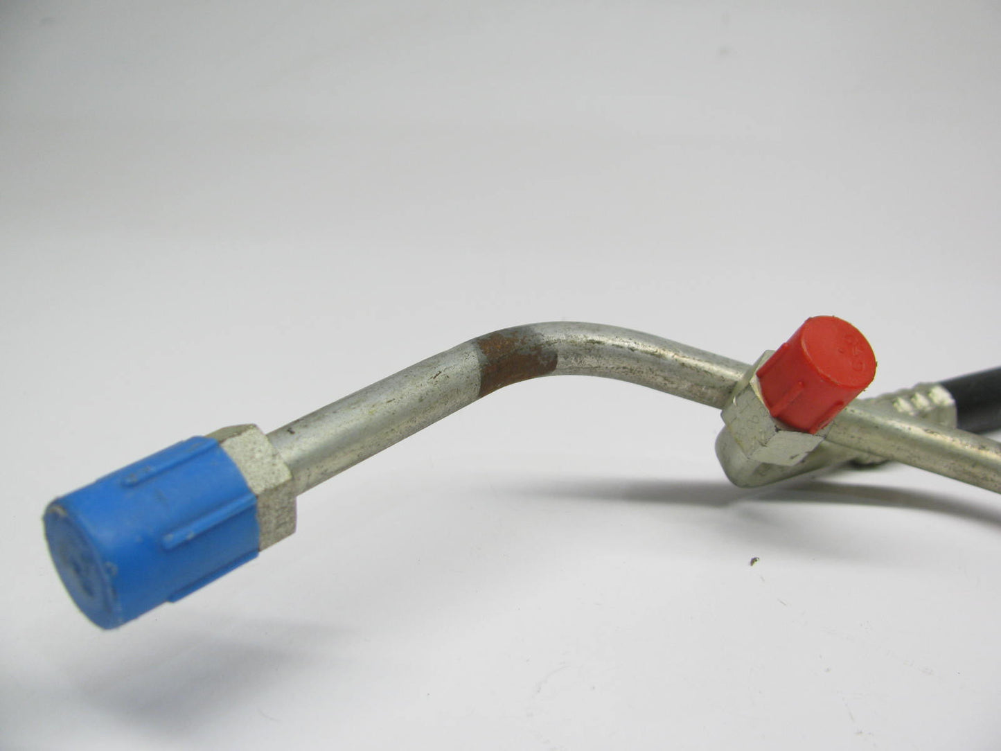 NOS - OEM 56004383 A/C RECEIVER TO EVAPORATOR Hose