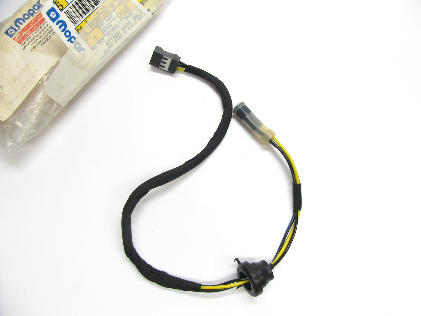 NEW - OEM Mopar 56007579AB Rear Door Wiring Jumper For 1997-1998 Jeep Cherokee
