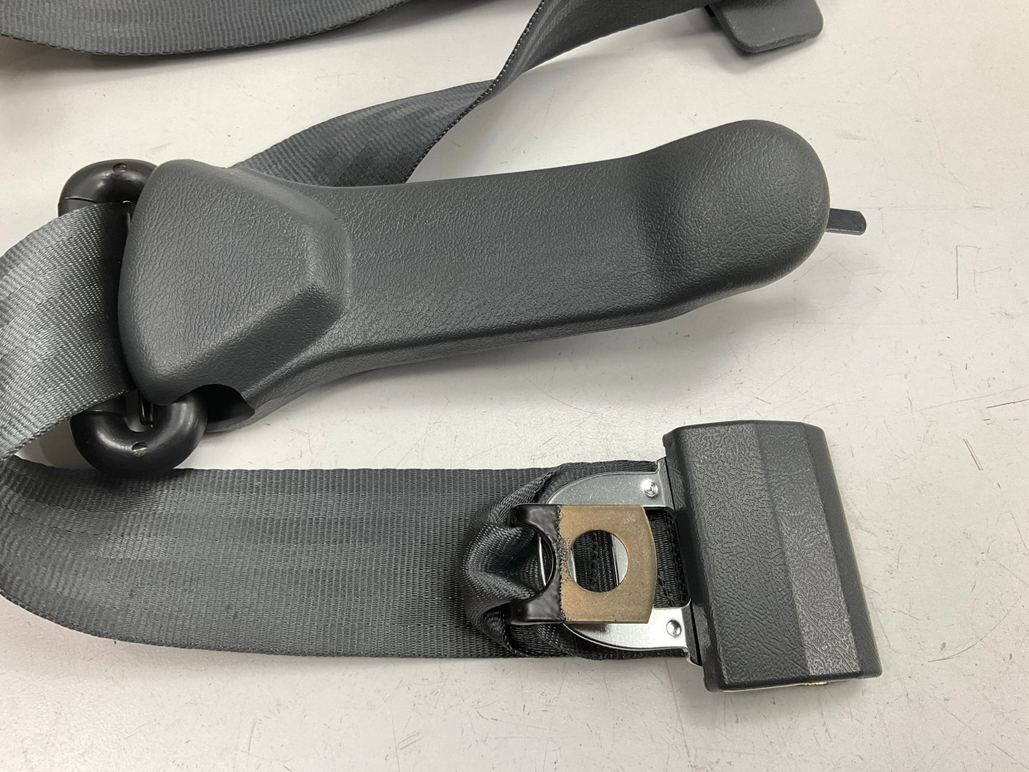 NOS OEM Mopar 5DA34PA8 Rear Right Charcoal Seat Belt For 1994-1996 Jeep Cherokee