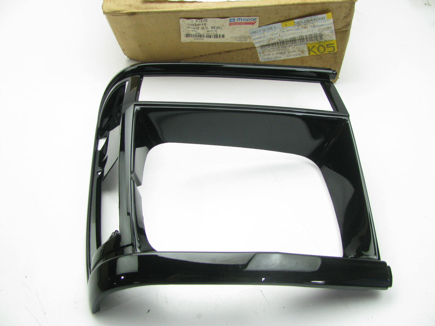 Mopar 5DV54PX8 Right Head Lamp Headlight Opening Cover Bezel For 94-96 Cherokee