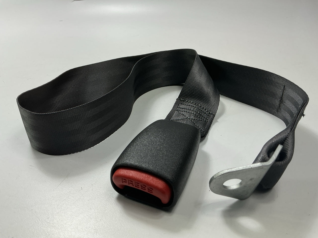 NOS OEM Mopar 5DW56RAZ Rear Seat Belt Buckle