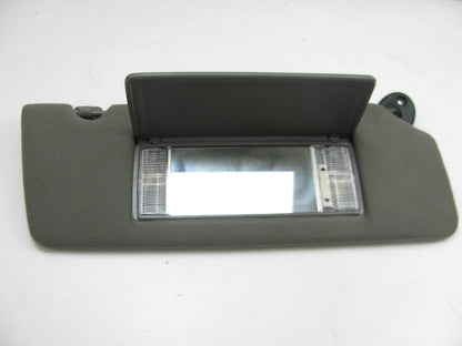 NEW - OEM MOPAR 5FC36RD5 RIGHT Sun Visor W/ Mirror For 1994-1995 Grand Cherokee