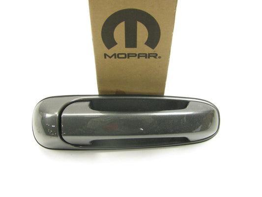 NEW - 5FW46ZDRAB REAR RIGHT Exterior Door Handle 02 Grand Cherokee GRAPHITE MET