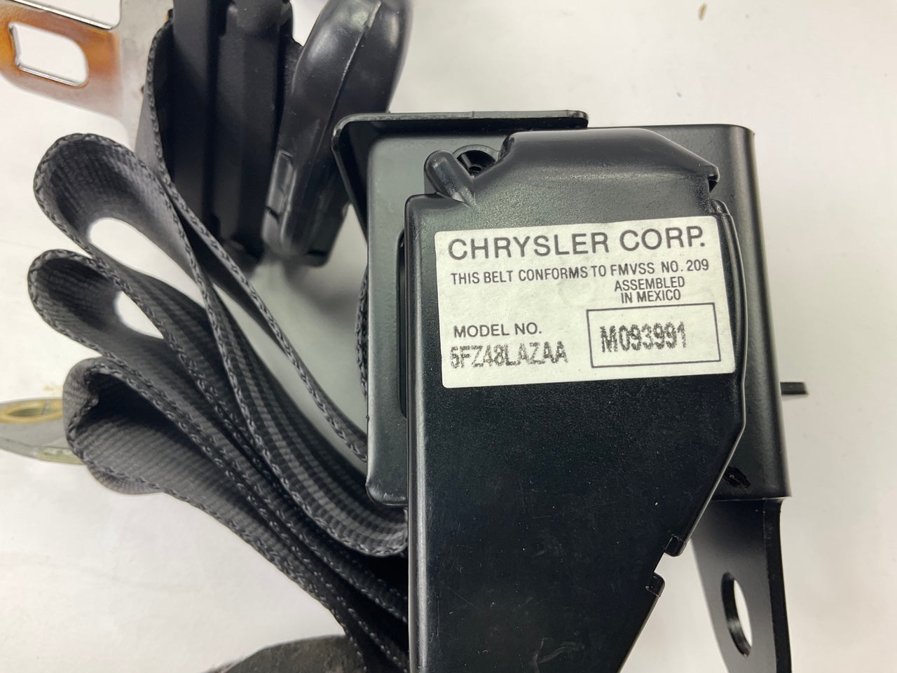 NEW OEM Mopar 5FZ48LAZAA Front Right Seat Belt For 1998-1999 Dodge Dakota Pickup