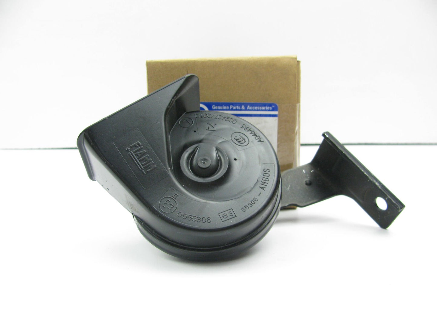 NEW GENUINE OEM 68212573AA LOW Tone Pitch Horn For 2014-2016 Dodge Dart