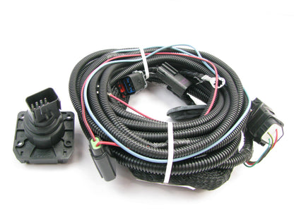 NEW OEM 82206301 Trailer Tow Wire Wiring Harness For 2001-03 Voyager, Caravan