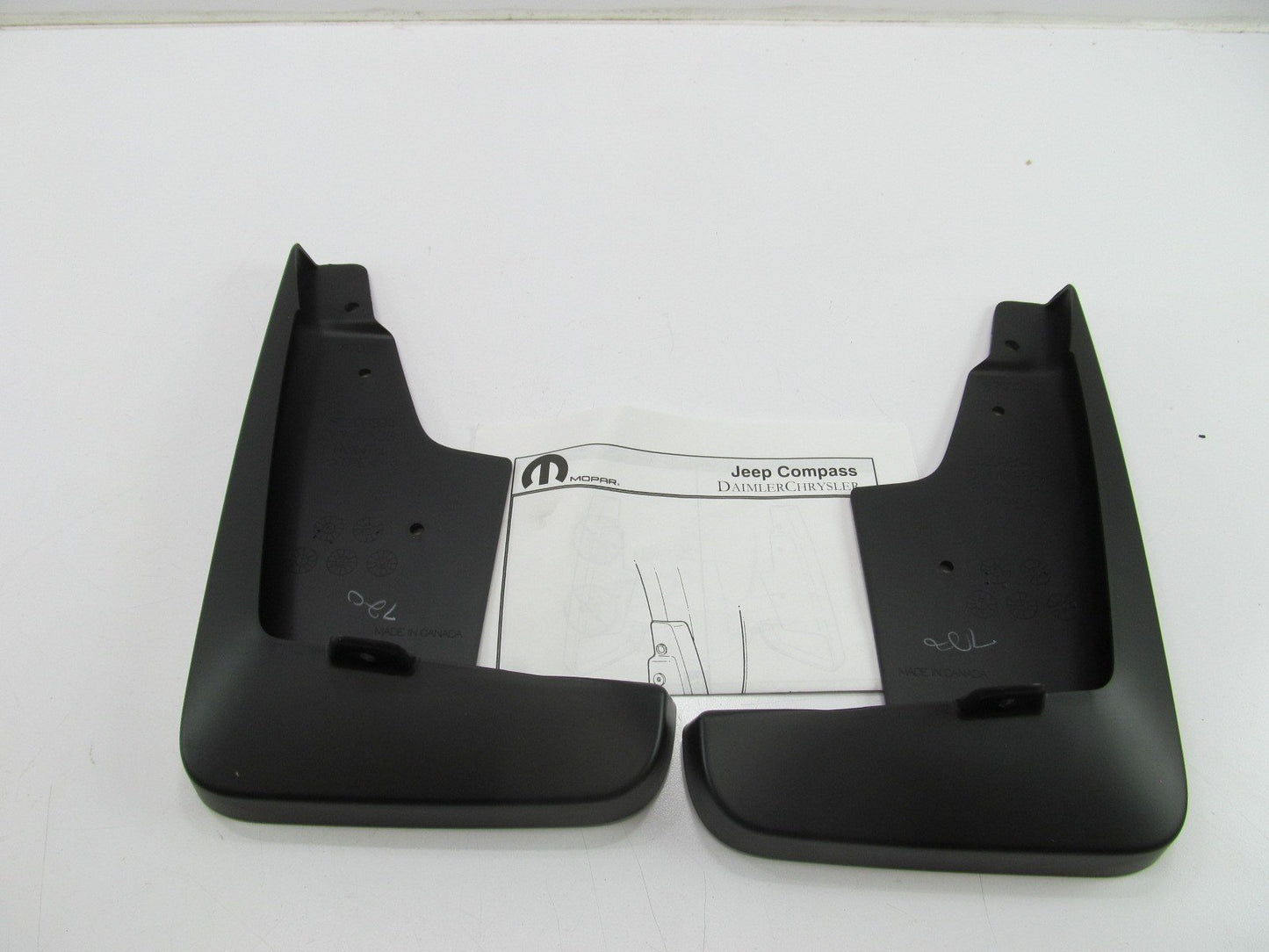 NEW OEM Deluxe Molded Front Splash Mud Guards For 07-10 Jeep Compass 82209894
