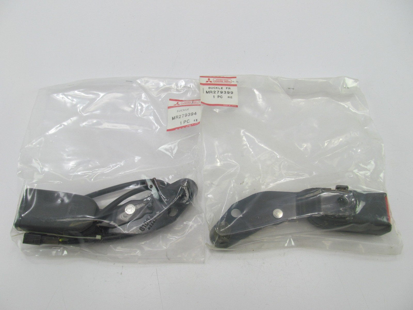 NEW - OEM CBES6565 Seat Belt Set For 1989-1992 Colt