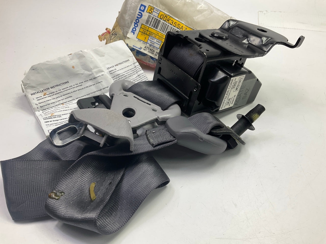 Mopar GK35SAZ 1St Rear Row Outer Left Agate Seat Belt For 96-98 Town & Country