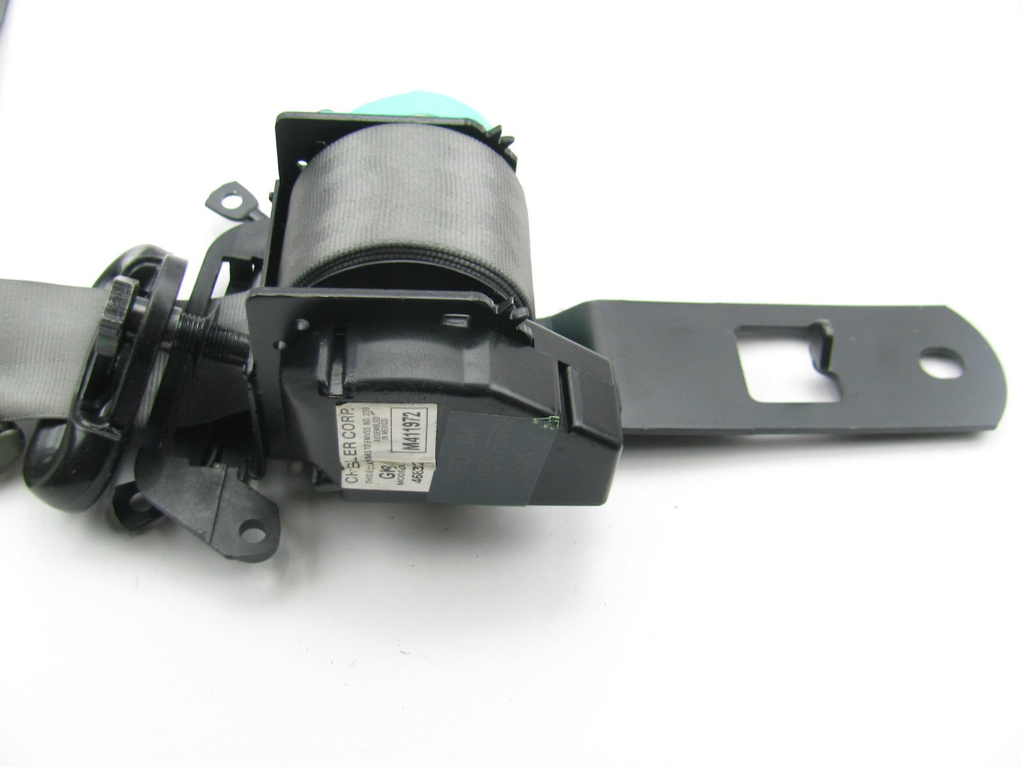 NEW - OEM GK38SJK Rear 3rd Row Seat Belt Buckle Retractor Assembly
