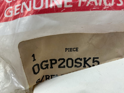 NOS OEM Mopar GP20SK5 Front Seat Belt Buckle (Receptacle)