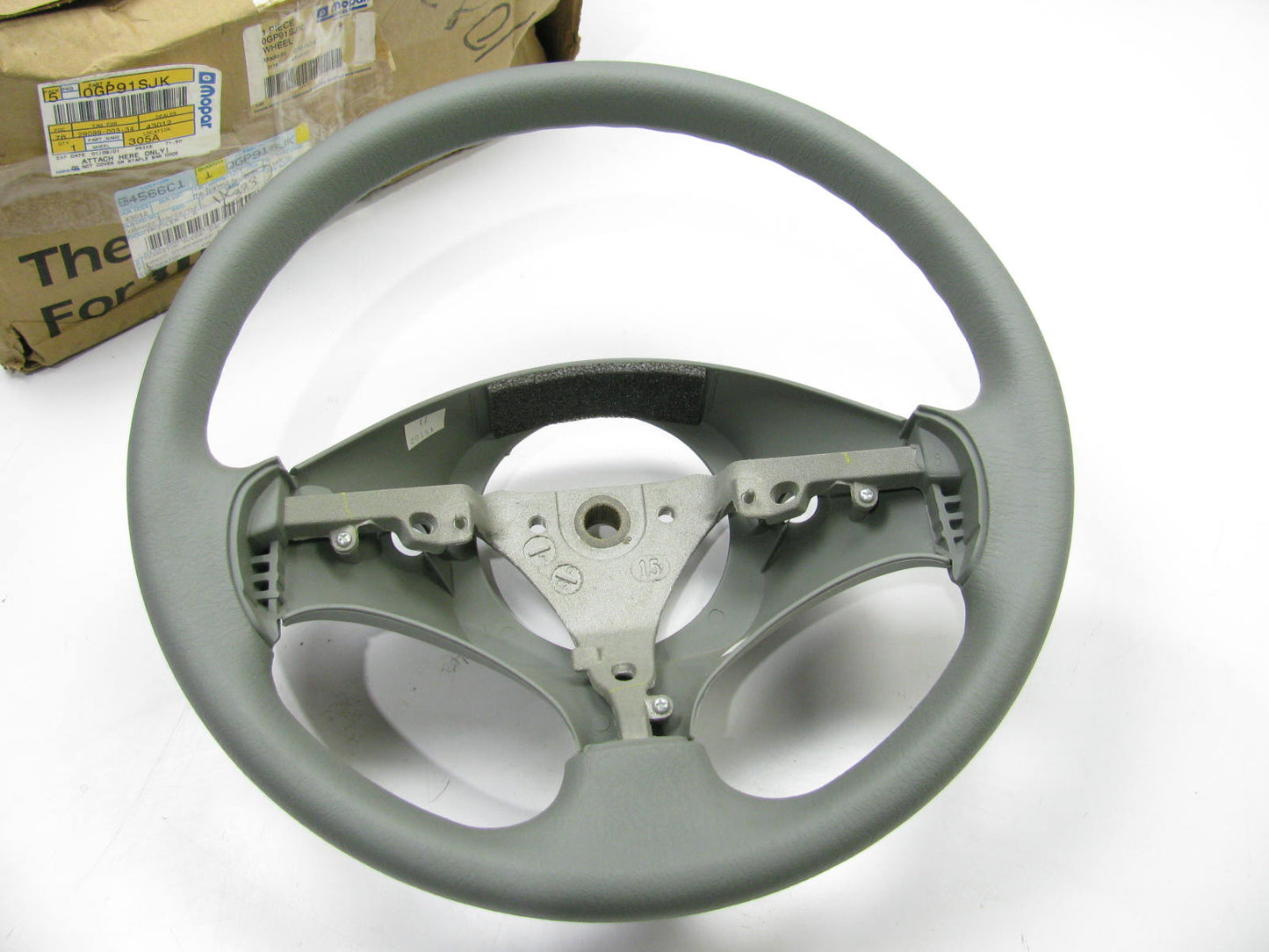 NEW GENUINE OEM For Mopar Steering Wheel GP91SJK, 19996-2000 Minivan