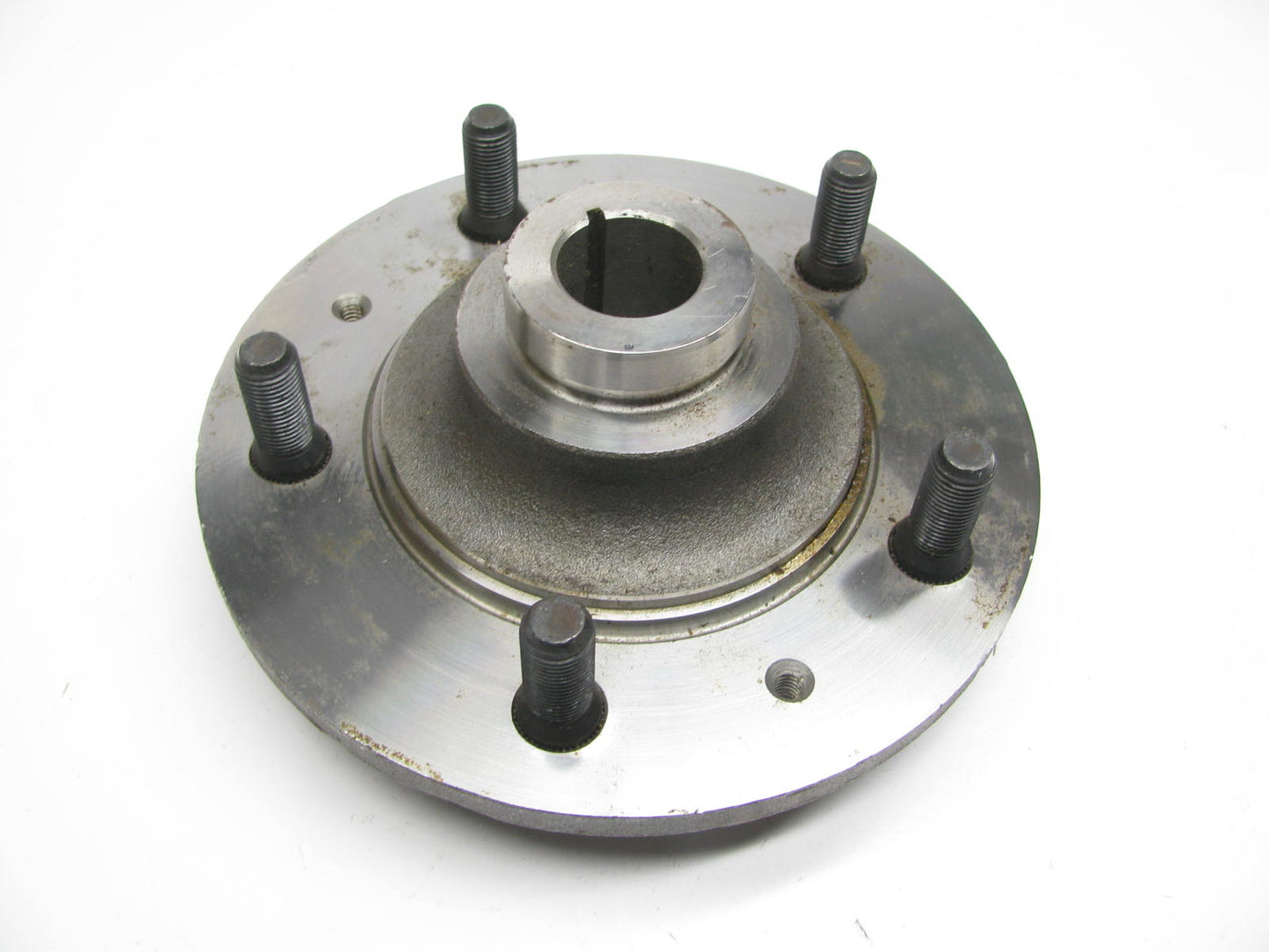 NEW - OEM GENUINE J8133730 REAR Axle Wheel Hub