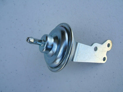NEW - OEM J8134544 Carburetor Choke Pull Off For Mopar