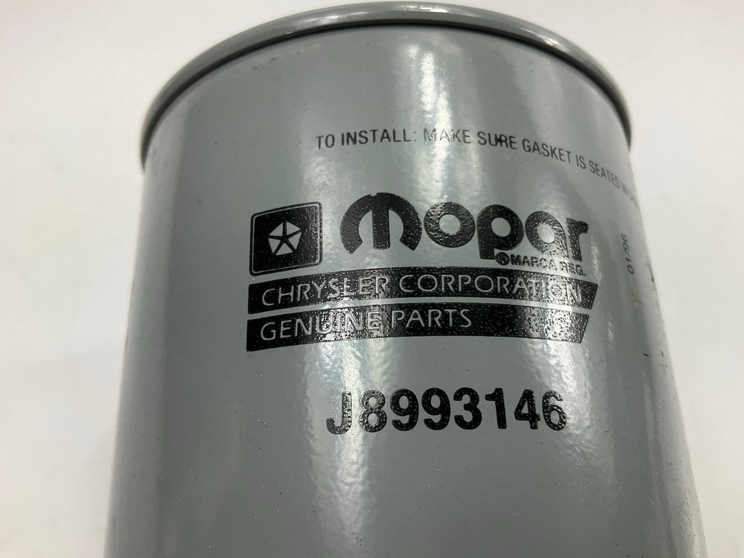 Genuine OEM Mopar J8993146 Engine Oil Filter