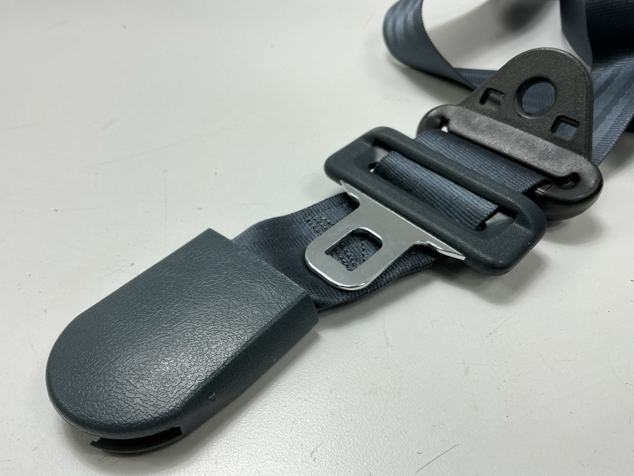 NOS Mopar KS49RP8 Front Left Seat Belt For 97-99 Intrepid Vision LHS Blue Spruce