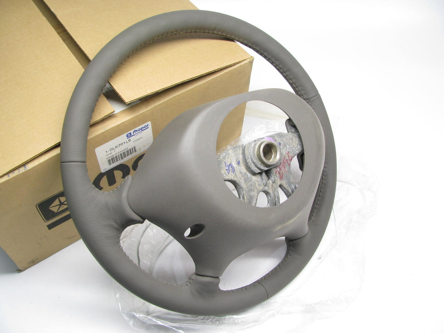 NEW - OEM GENUINE LK701L8 Steering Wheel For 2001-2004 Concorde