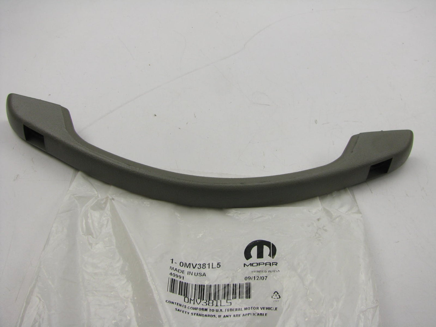 NEW OEM MV381L5 TAUPE Seat Back Grip Handle For 98-10 Chrysler Town & Country