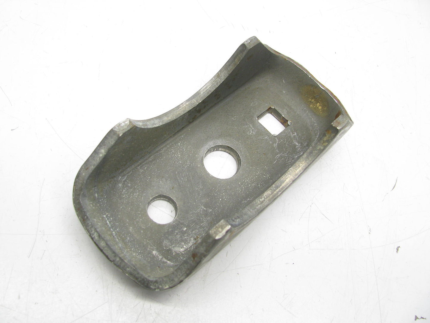 OEM  For Mopar PERFORMANCE 3'' AXLE TUBE SPRING PERCH BRACKETS P4120074