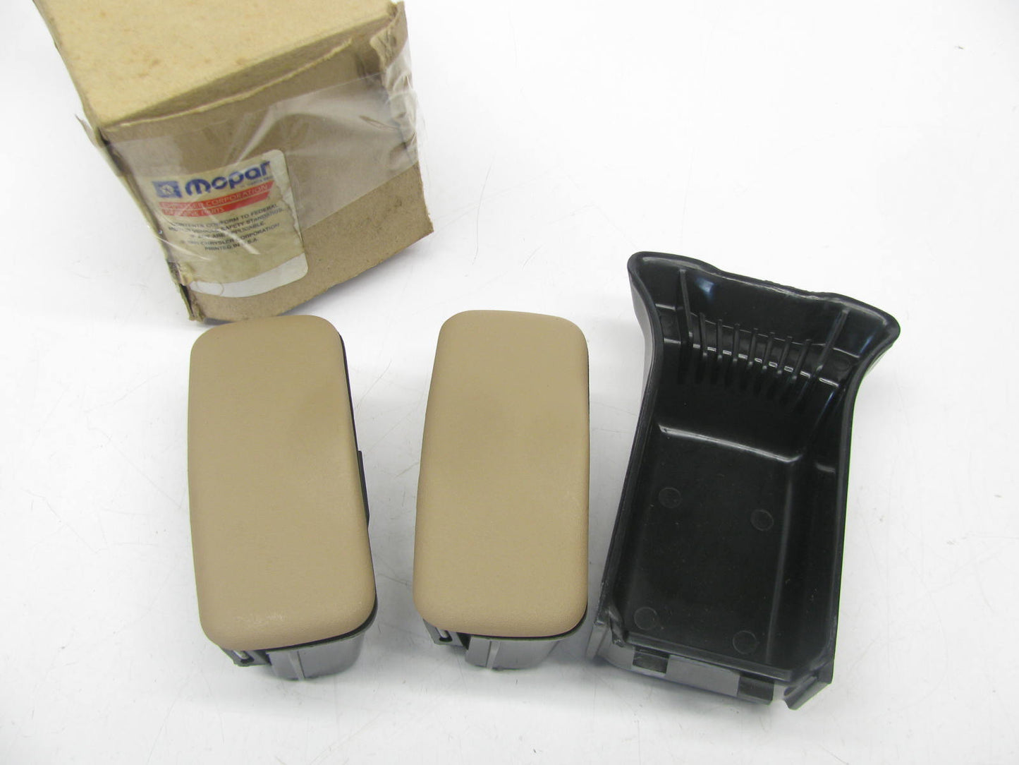 NEW - OEM Mopar PF28SK5 Ash Tray Kit (TAUPE) For 2000 Dodge Grand Caravan