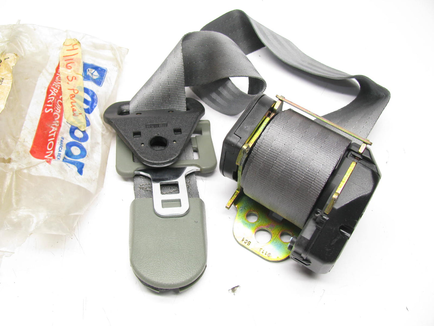 NOS OEM Front Seat Belt Retractor, Outer, Silverfern Color PP68SJK