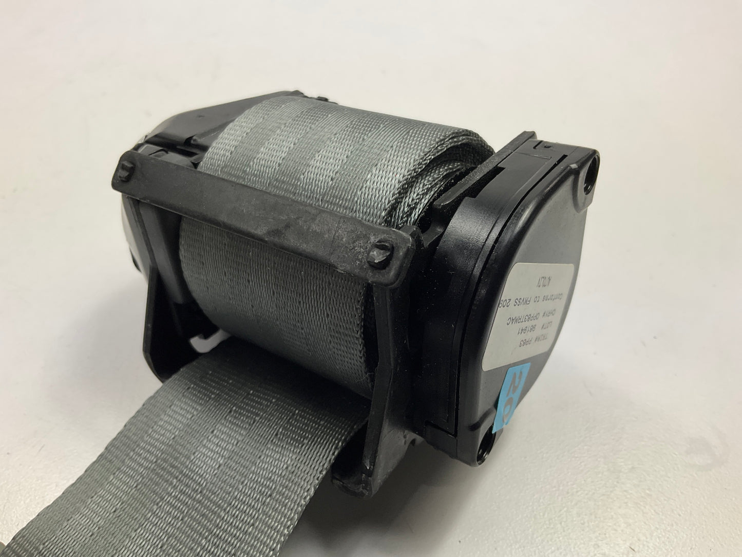 Mopar PP831JKAC Rear Left Seat Belt, Silverfern Color, For 1999 Cirrus, Stratus