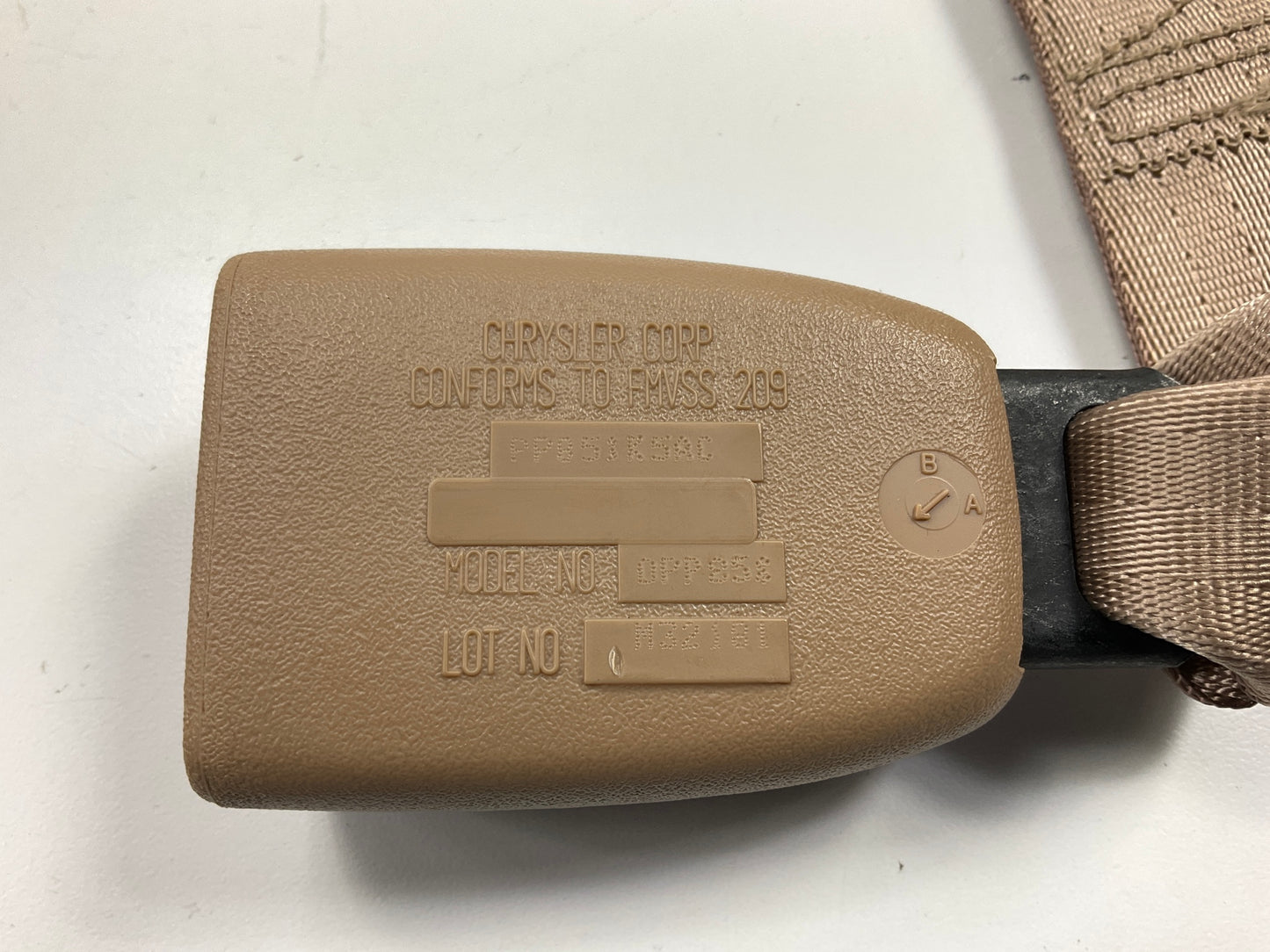 NOS OEM Mopar PP851K5AC Rear Seat Belt Buckle For 2000 Cirrus, Stratus