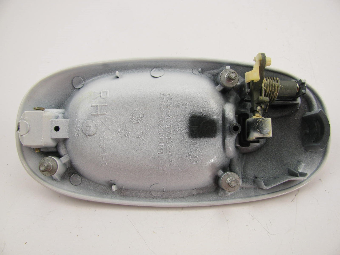 NEW - OEM QK00SW7 RIGHT Outside Sliding Door Handle WHITE