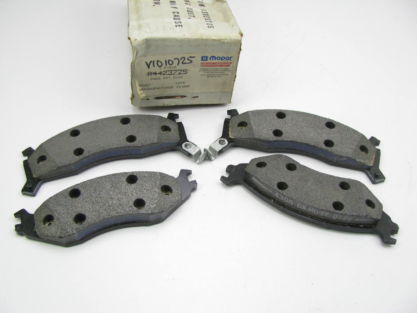 REMAN (RELINED) GENUINE OEM For Mopar R4423725 FRONT Brake Pads