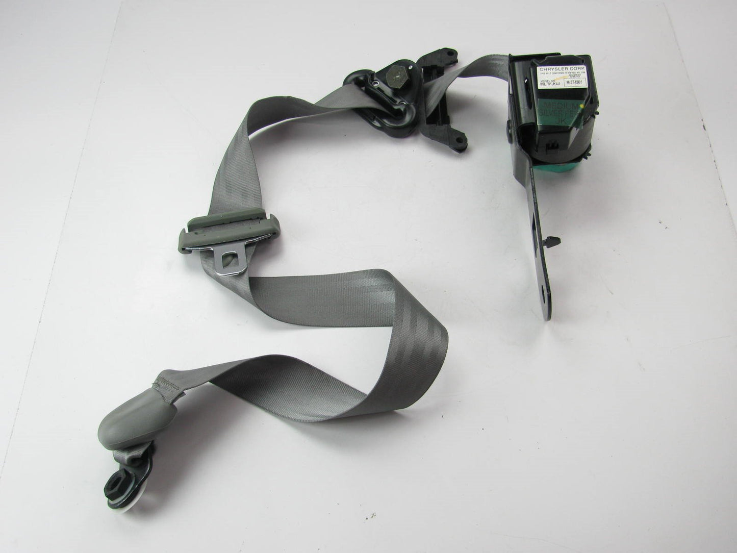 New OEM For Mopar SL701JKAA 3rd Row Right Side Seat Belt SILVERFERN