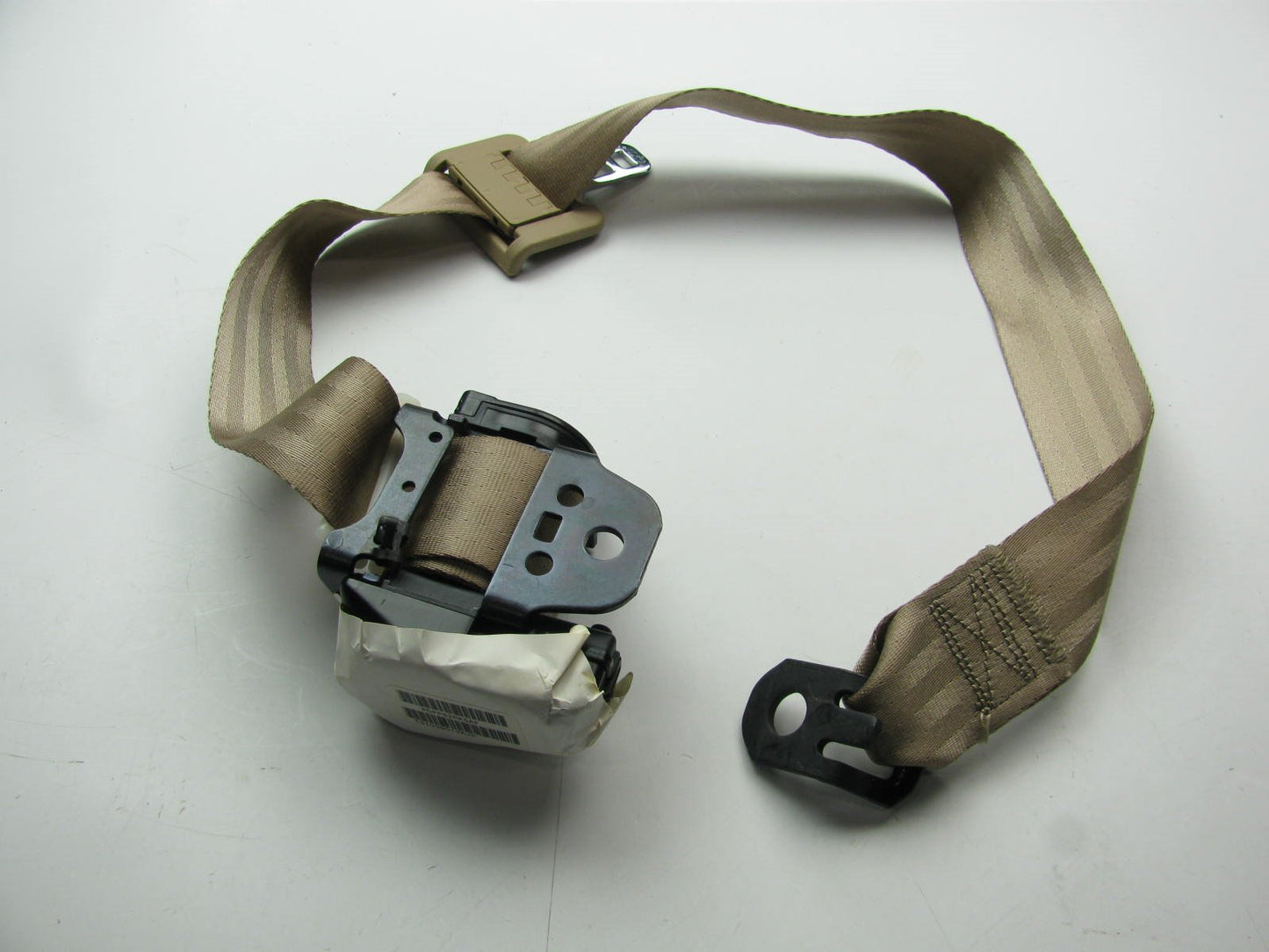 NEW - OEM Mopar TQ96RK5AA Right Rear Seat Belt - Tan - 1996-2000 Cirus, Breeze