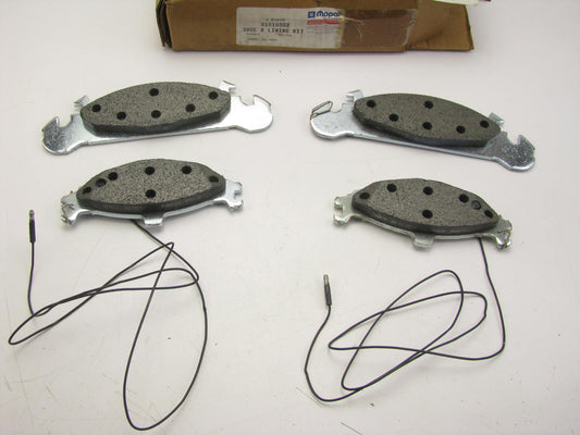 NEW - OEM Mopar V1010968 Front Brake Pads