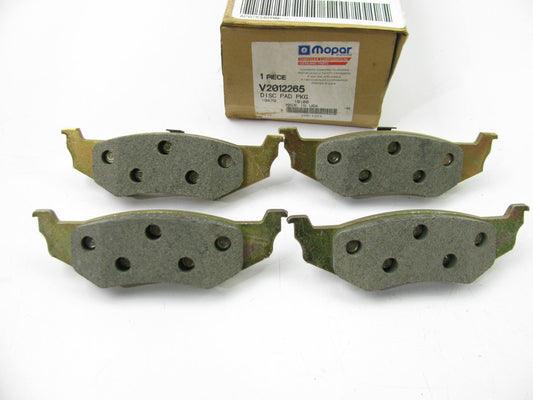 NEW GENUINE OEM For Mopar V2012265 Rear Disc Brake Pads