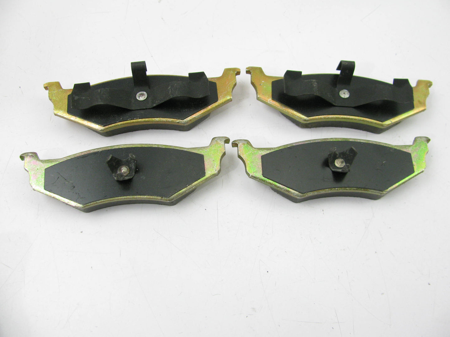 NEW GENUINE OEM For Mopar V2012265 Rear Disc Brake Pads