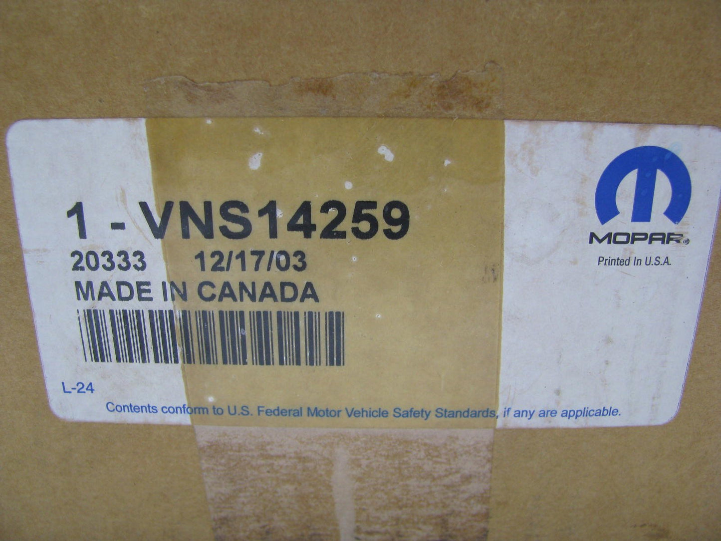 NEW GENUINE OEM For Mopar VNS14259 Front Brake Kit - Brake Pads And Rotors
