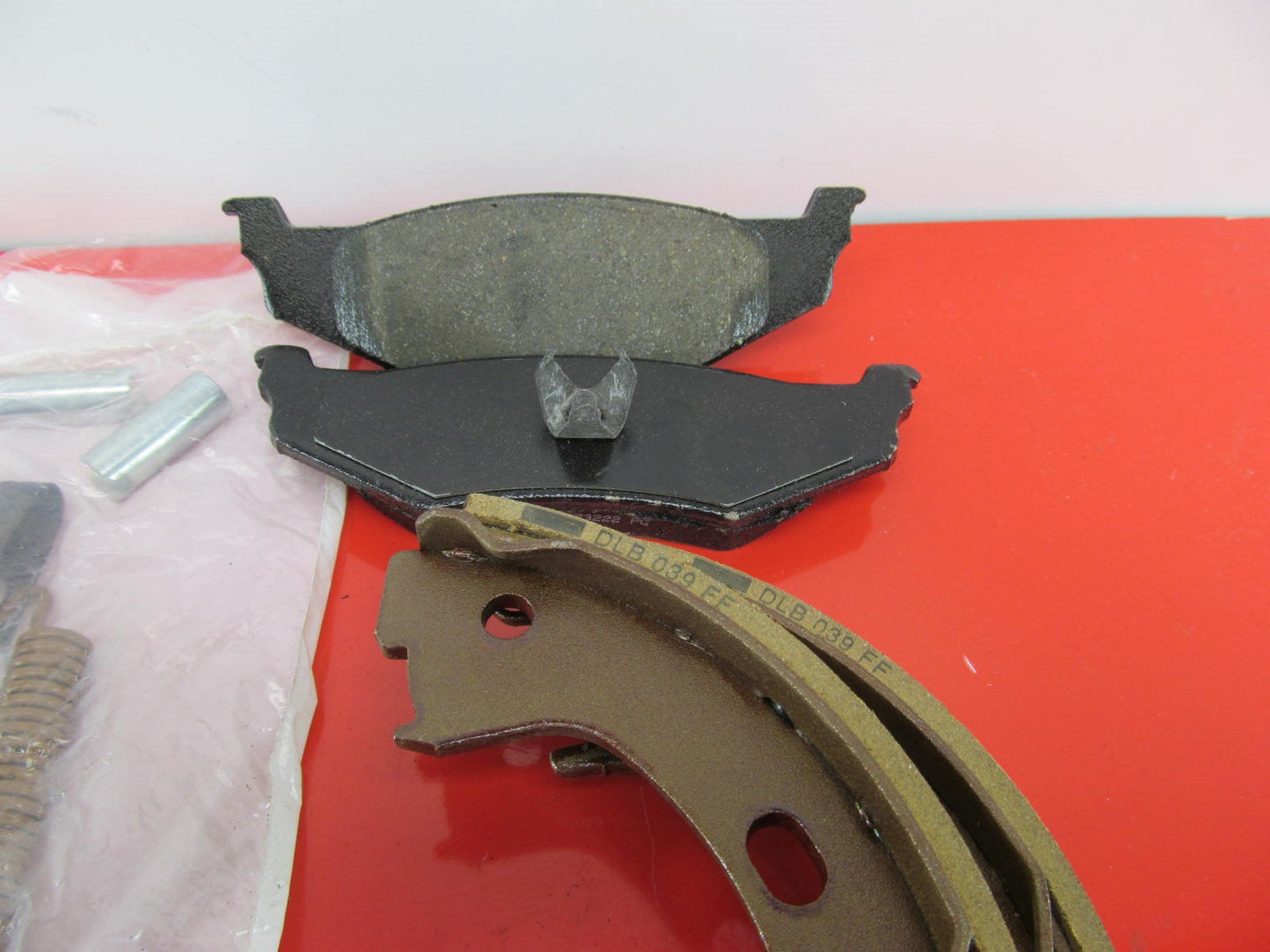 NEW - OEM Mopar VRLH3762AB Rear Brake Rotors, Pads & Parking Brake Shoes Kit