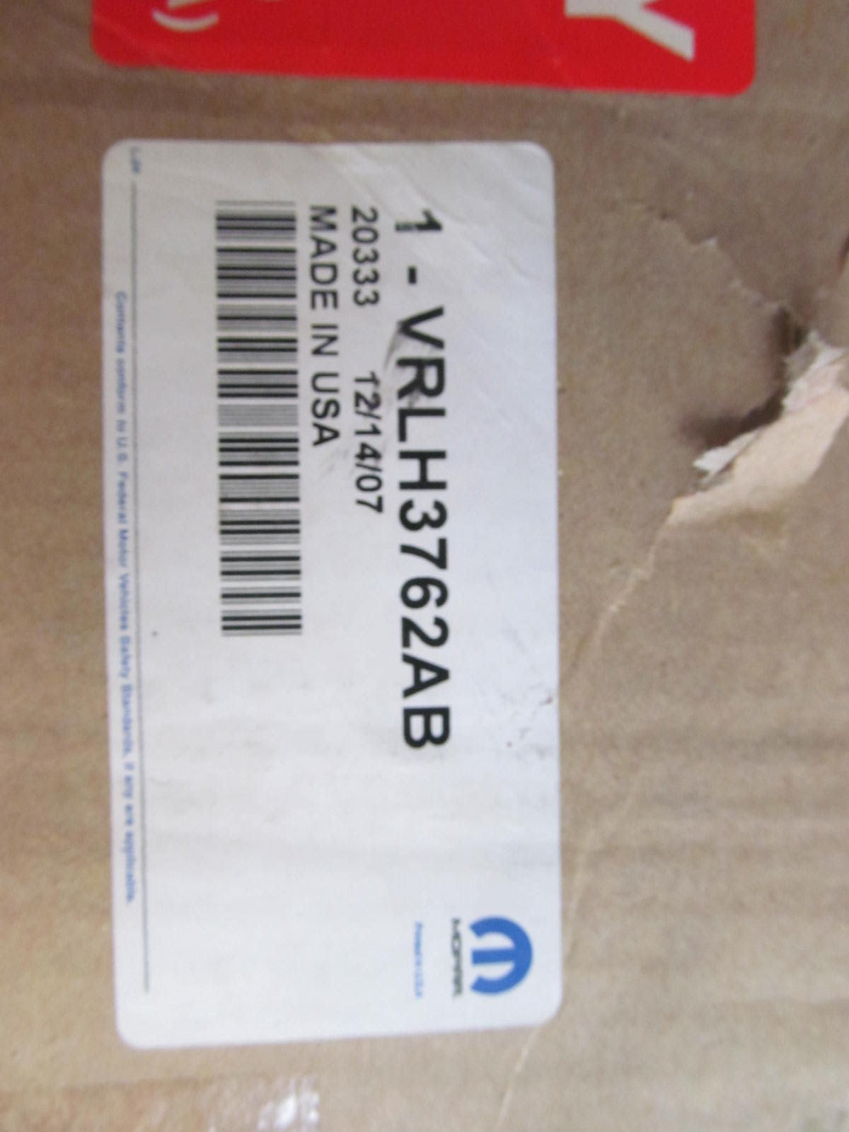 NEW - OEM Mopar VRLH3762AB Rear Brake Rotors, Pads & Parking Brake Shoes Kit