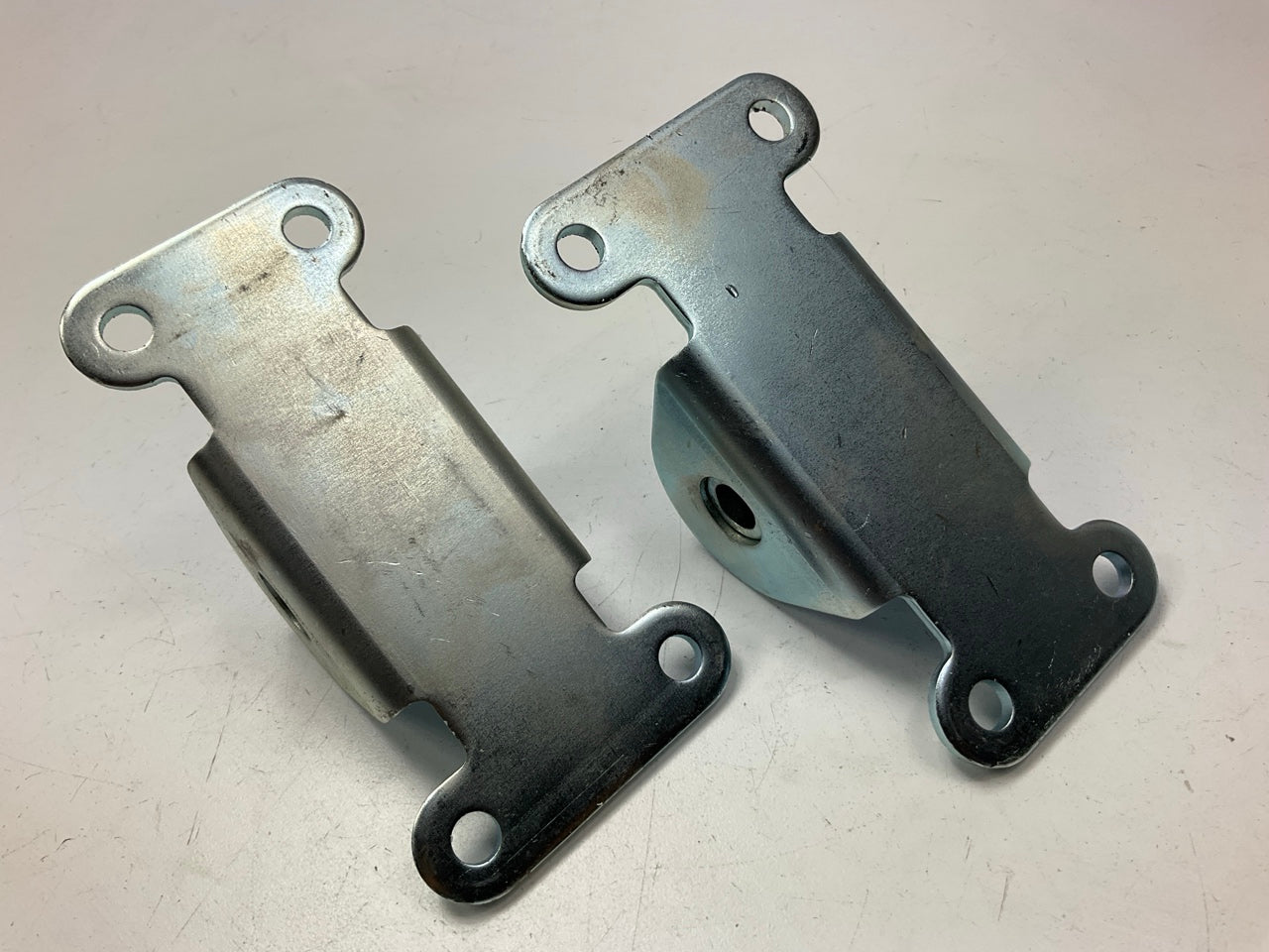 Moroso 62630 Solid Steel Frame Motor Mounts - SBC / BBC Chevy V8 Big Block
