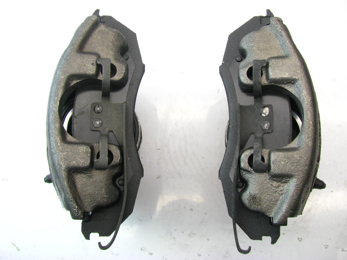 REMAN Morse P4311 Front Brake Caliper Set W/ Pads - 1989-1992 Thunderbird Cougar