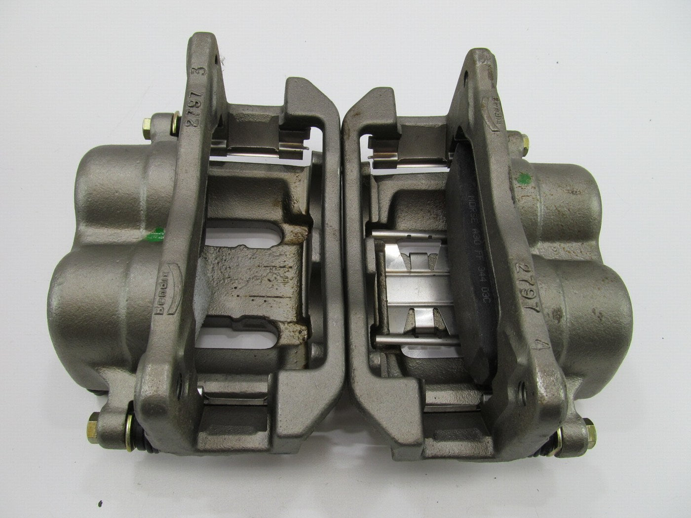 REMAN. Morse P4606B Front Brake Caliper Set  (REAR WHEEL DRIVE ONLY)