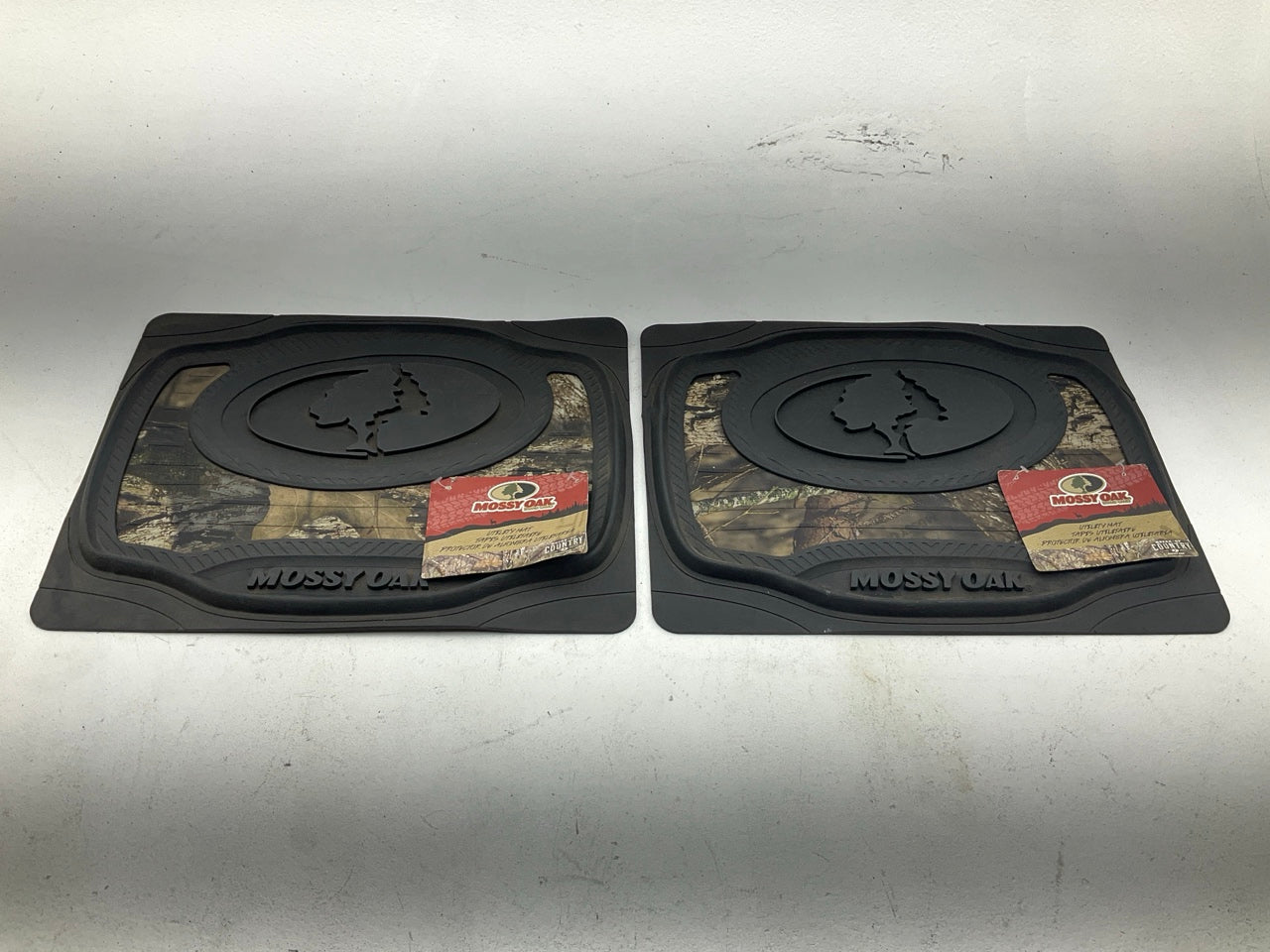 (2) Mossy Oak C000002290199 Rear Camo Rubber Floor Mats, 17''x13'', Truck