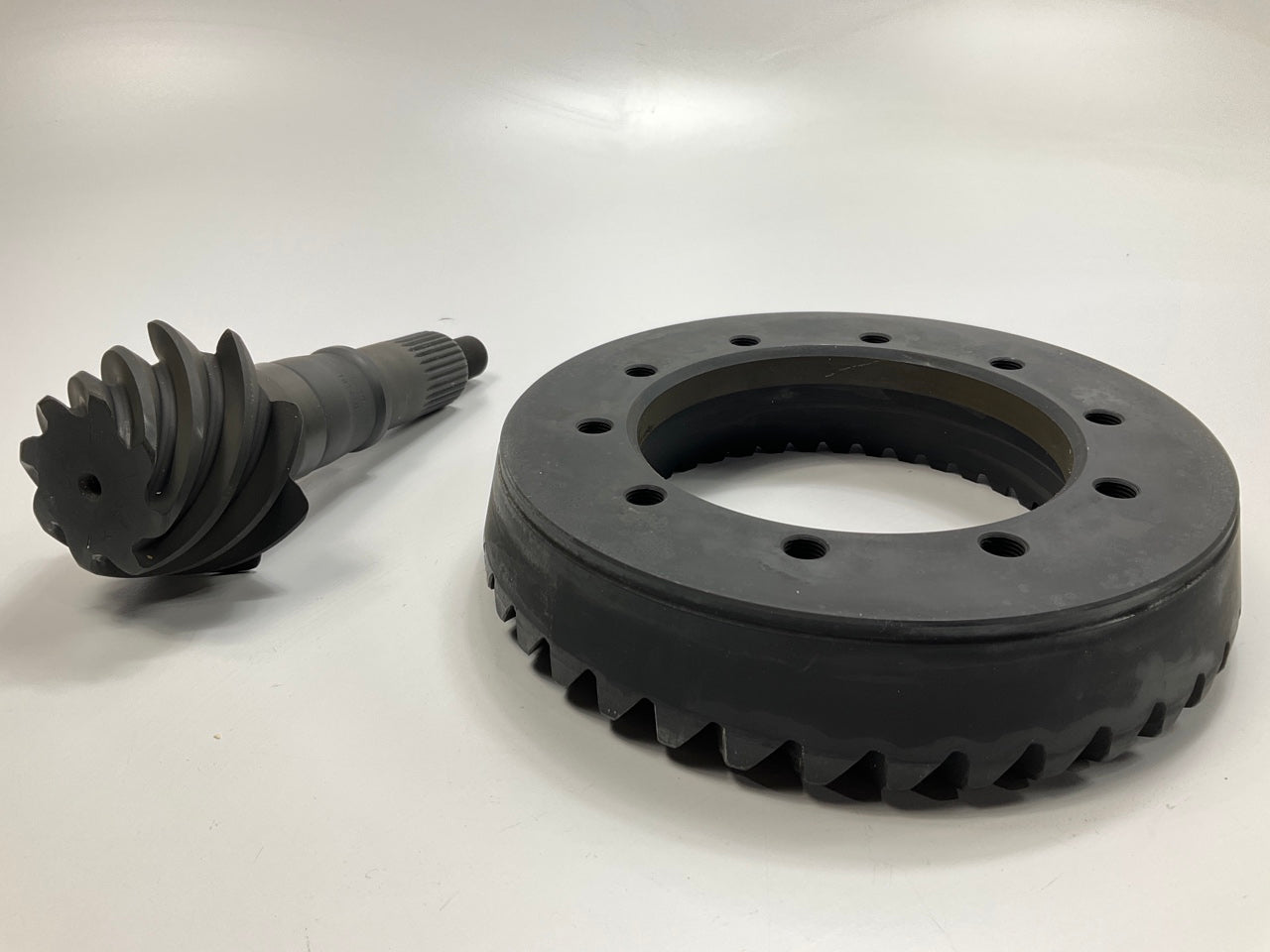 Motive Gear F8.8-488 Ring & Pinion Differential Gear Set  Ford 8.8''  4.88 Ratio