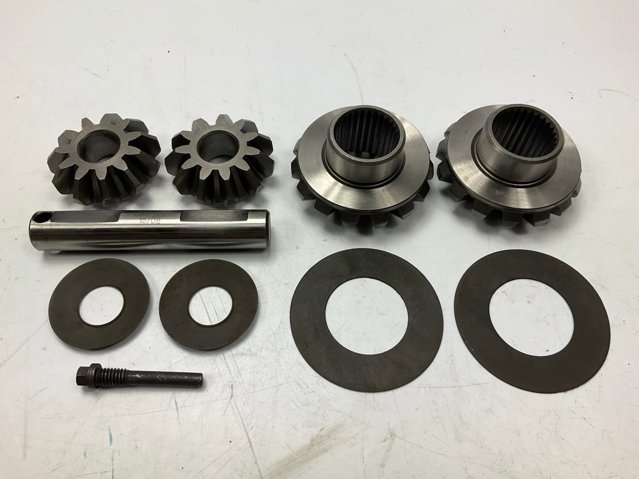 Motive Gear GM7-6BI Differential Carrier Gear Kit, GM 7.625 (10 Bolt); 28 Spline