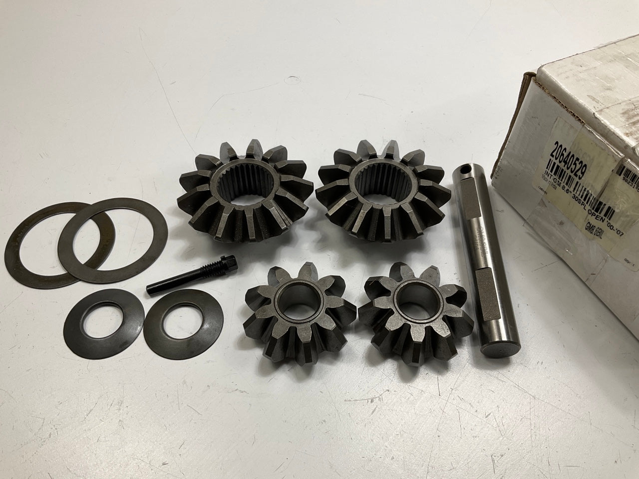 Motive Gear GM8.6BIL Differential Carrier Spider Gear Kit  GM 8.625'' (10 Bolt)