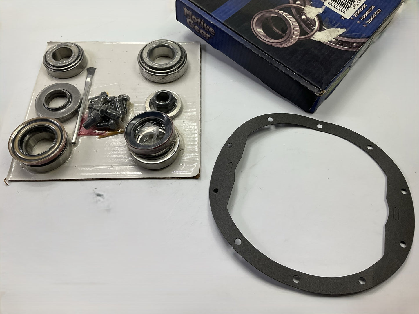 Motive Gear R10RMK Rear Differential Bearing Kit - GM 8.5'' (10 Bolt)