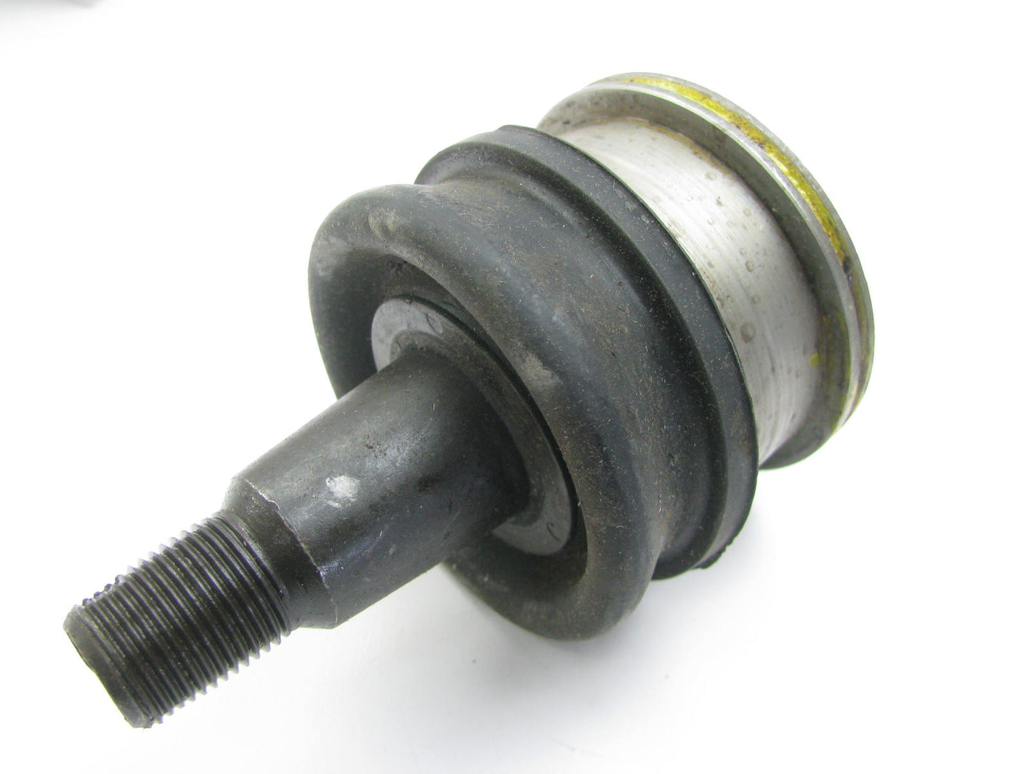 Motomaster 22-7532-0 Suspension Ball Joint Assembly - Front Lower