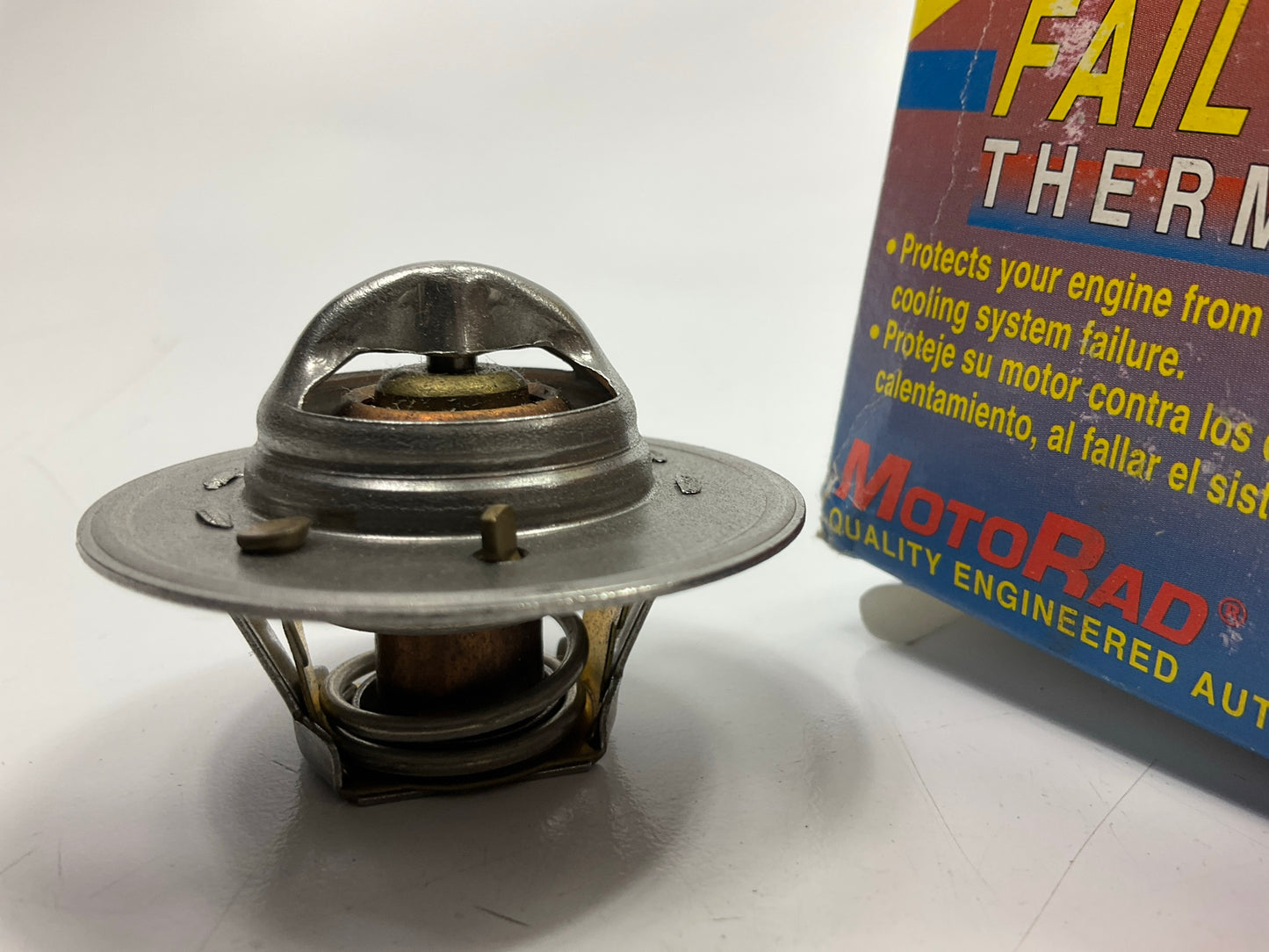 Motorad 1601-18240 Engine Coolant Thermostat