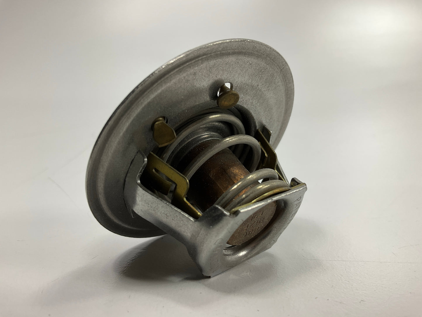 Motorad 1601-18240 Engine Coolant Thermostat