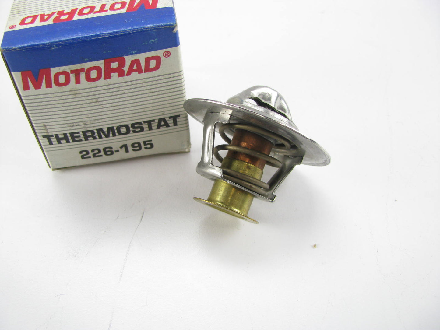 Motorad 226-195 Engine Coolant Thermostat - 195 Degree